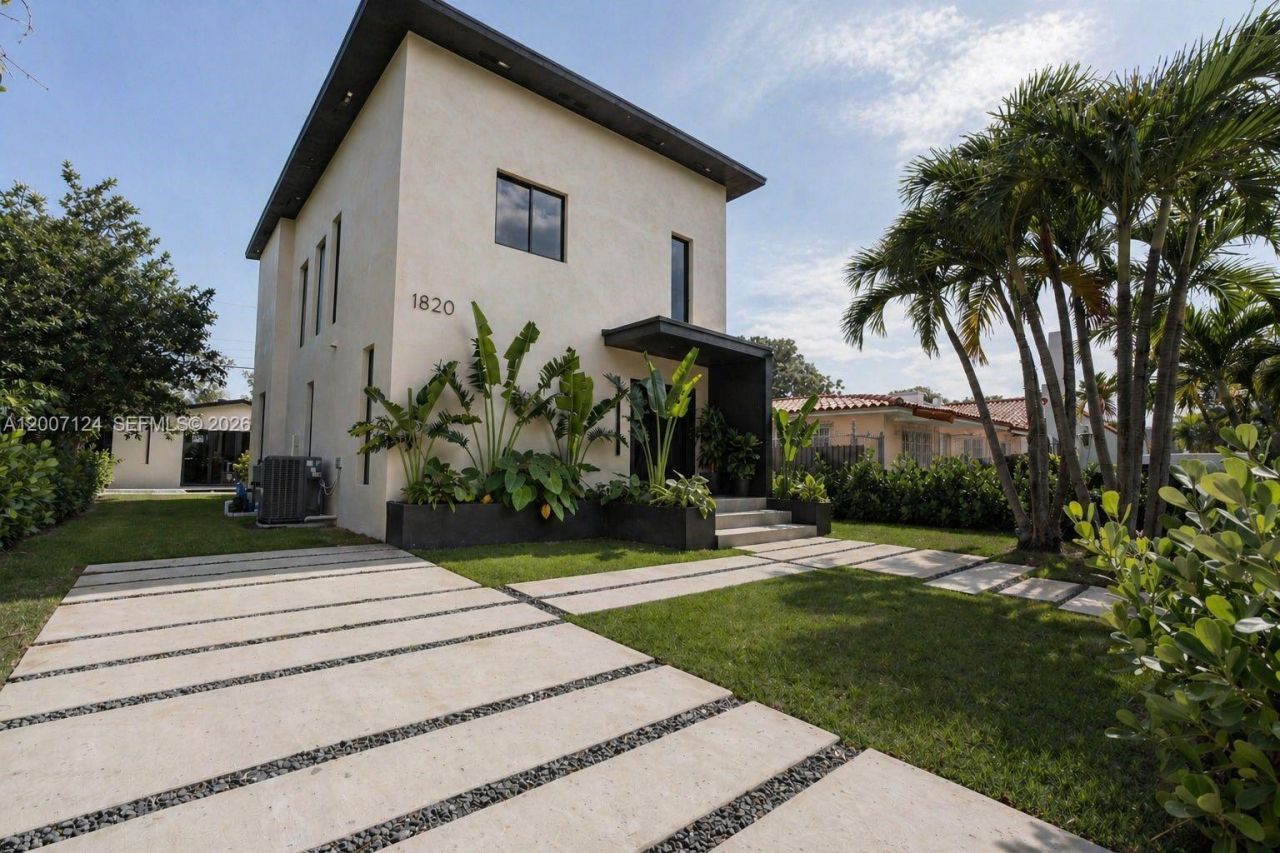 1820 SW 10th St, Miami, FL 33135 Photo