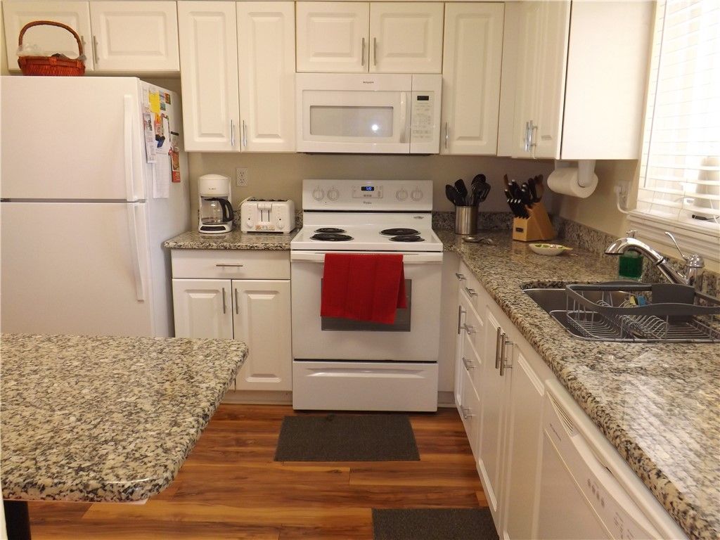 5060 Harmony Circle, Unit 105, Vero Beach, FL 32967 Photo