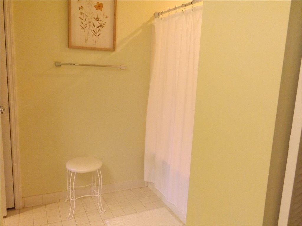 5060 Harmony Circle, Unit 105, Vero Beach, FL 32967 Photo