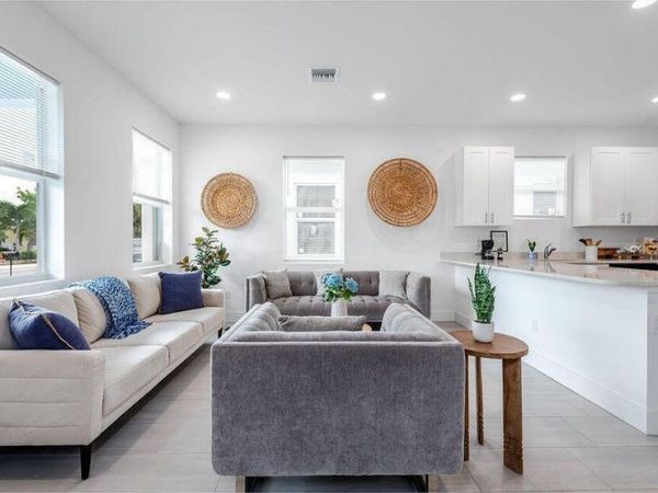 2671 Hiawatha Avenue, Westgate, FL 33409