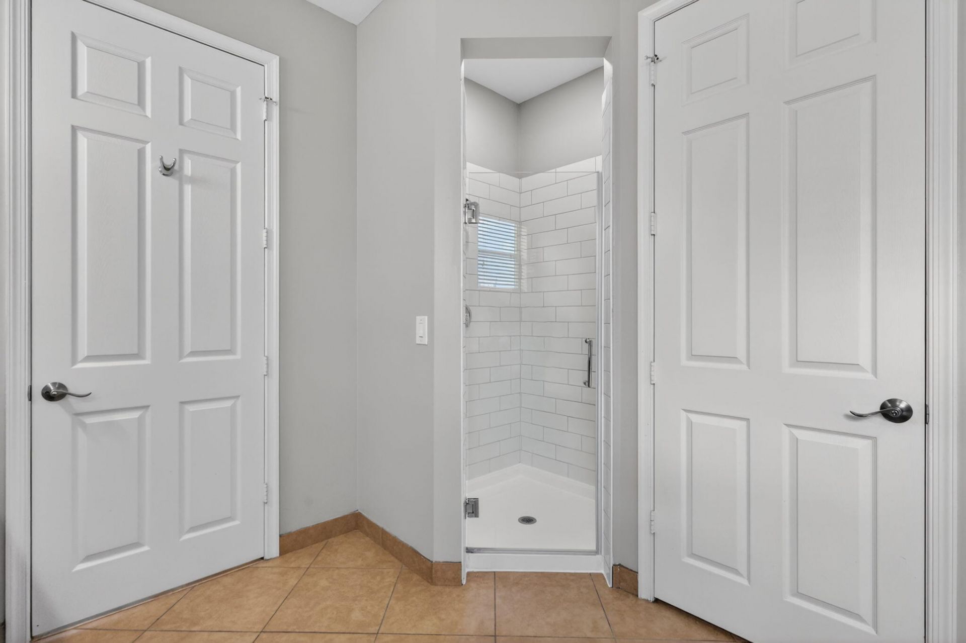 1464 NW Leonardo Circle, Port Saint Lucie, FL 34986 Photo