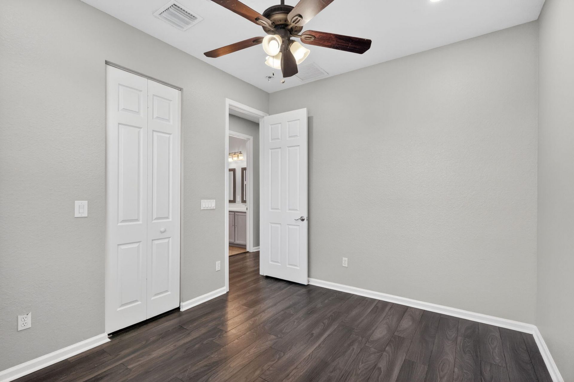 1464 NW Leonardo Circle, Port Saint Lucie, FL 34986 Photo