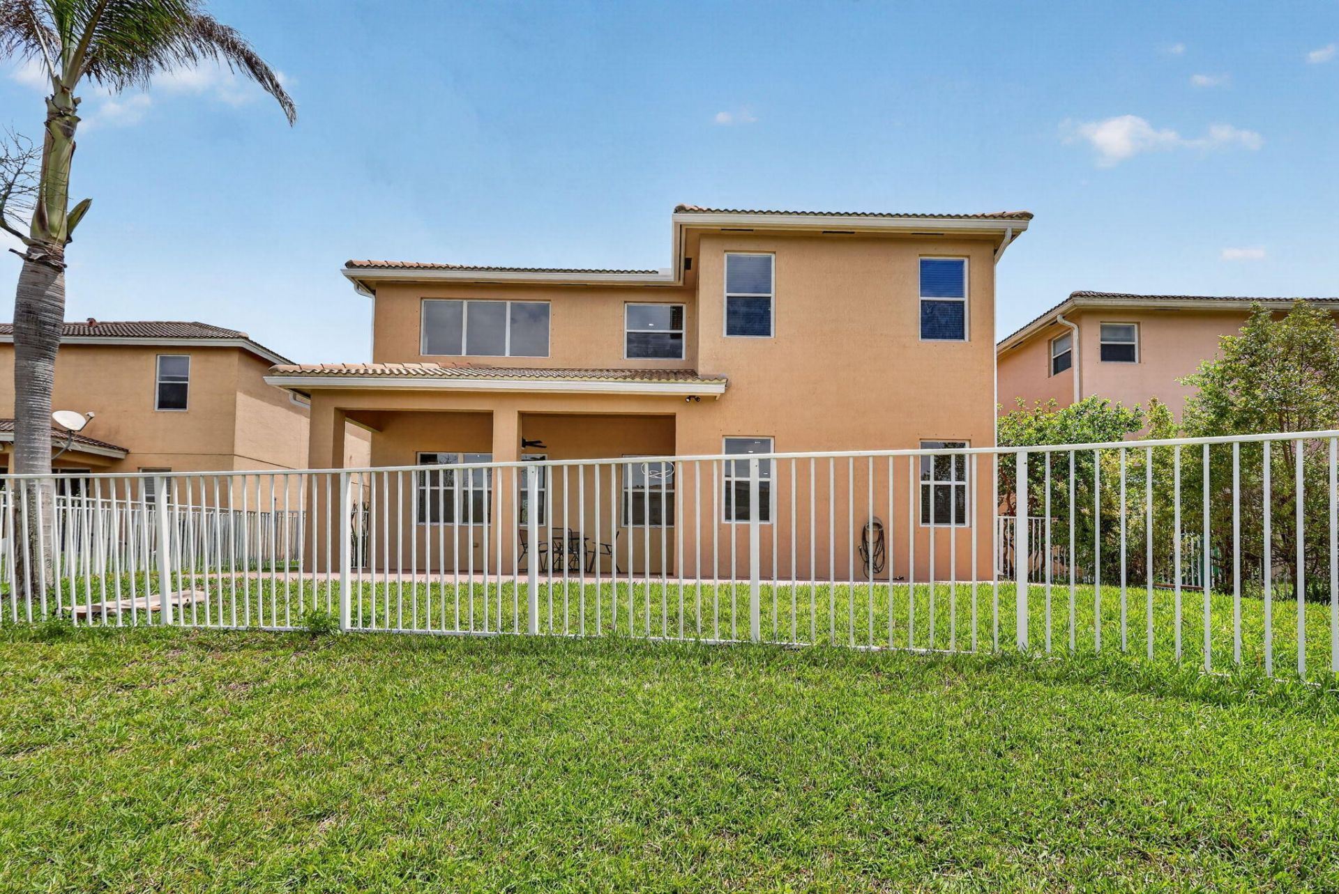1464 NW Leonardo Circle, Port Saint Lucie, FL 34986 Photo