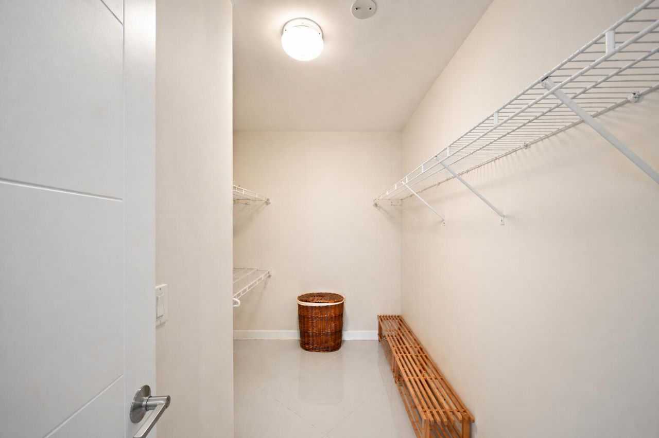 300 Diplomat Parkway, Unit 317, Hallandale Beach, FL 33009 Photo