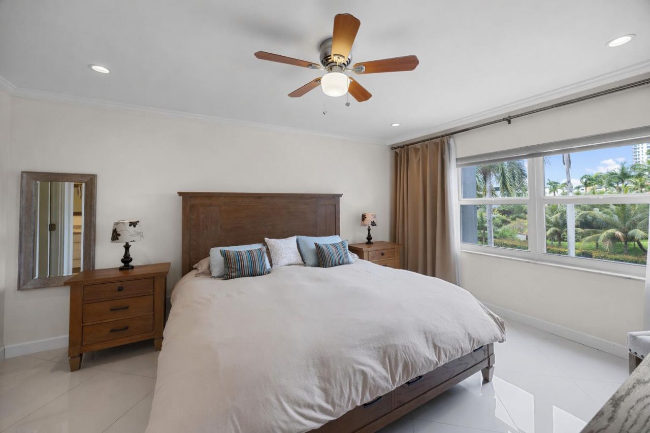 300 Diplomat Parkway, Unit 317, Hallandale Beach, FL 33009 Photo