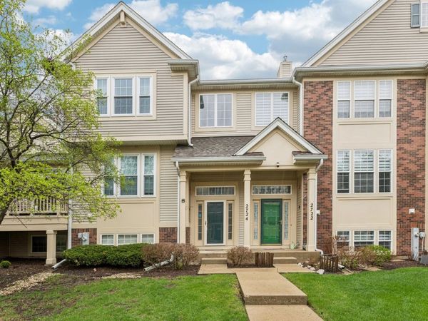 2724 N GREENWOOD Avenue , Arlington Heights, IL 60004