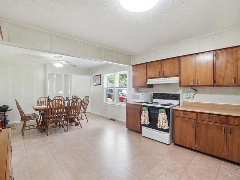 5834 Lake Road, Salem Twp, OH 45152 Photo 9