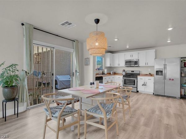 7212 Platinum Peak Avenue , Las Vegas, NV 89129