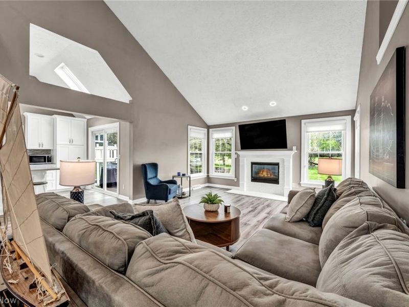 188 W Sturbridge Drive, Medina, OH 44256 Photo 16