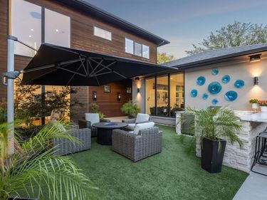 9733 Mixon Drive, Dallas, TX 75220
