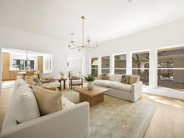 9210 Windy Crest Drive , Dallas, TX 75243