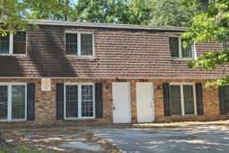 7637 Hunters Ridge Lane photo 4