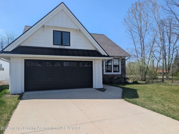 16930 Willowbrook Drive, Haslett, MI 48840