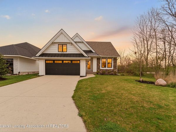 16930 Willowbrook Drive, Haslett, MI 48840