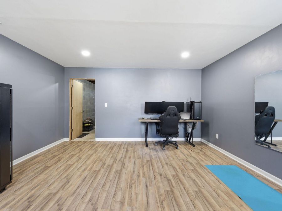 Property Image 32