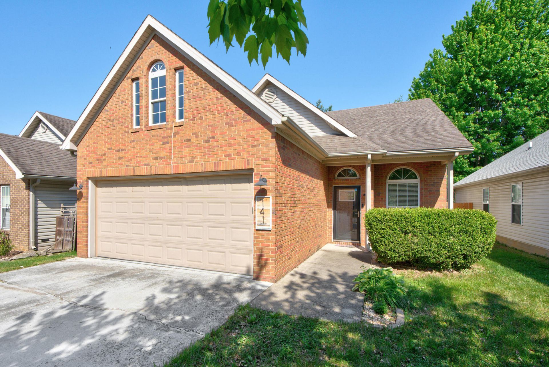 141 Leatherwood Lane, Lexington, KY 40511 Main Photo
