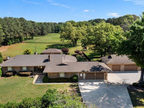 1132 Euharlee Road, Kingston, GA 30145