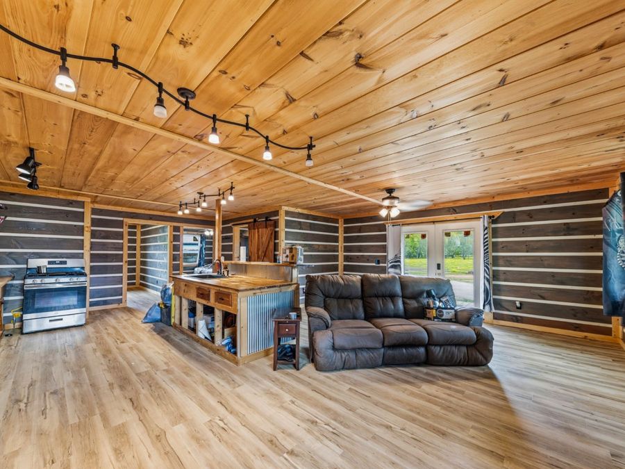 Property Image 61