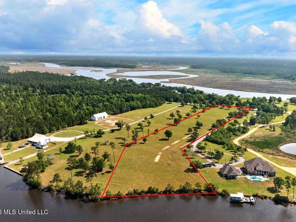 Jordan Bluff Drive, Kiln, MS 39556