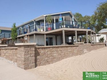 17313 Yucca Circle, Bellevue, NE 68123