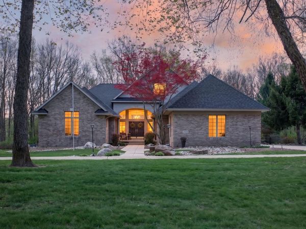 4929 Country Lane, Jackson, MI 49201