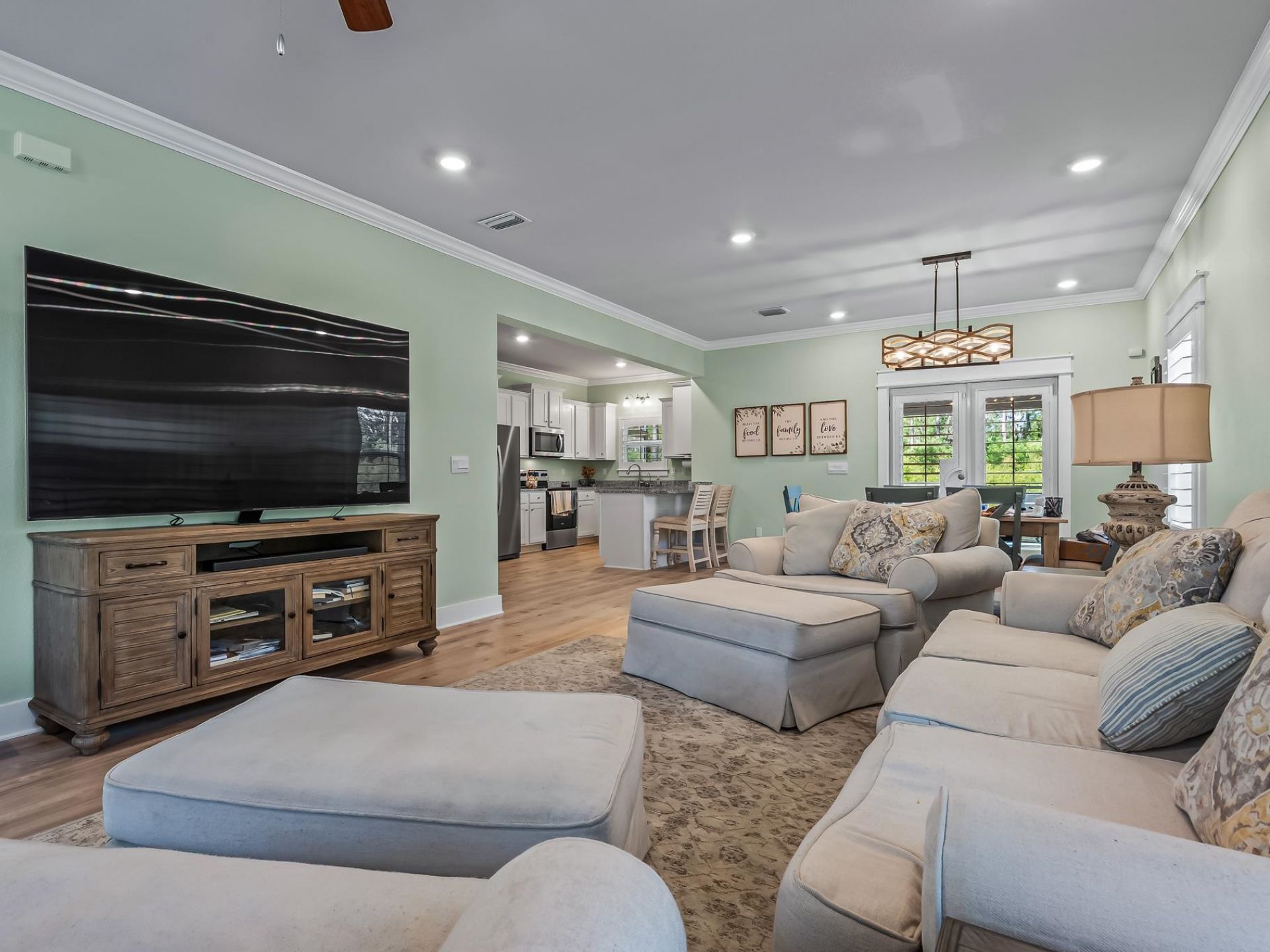 122 Treehouse Circle, Saint Teresa, FL 32358 Photo