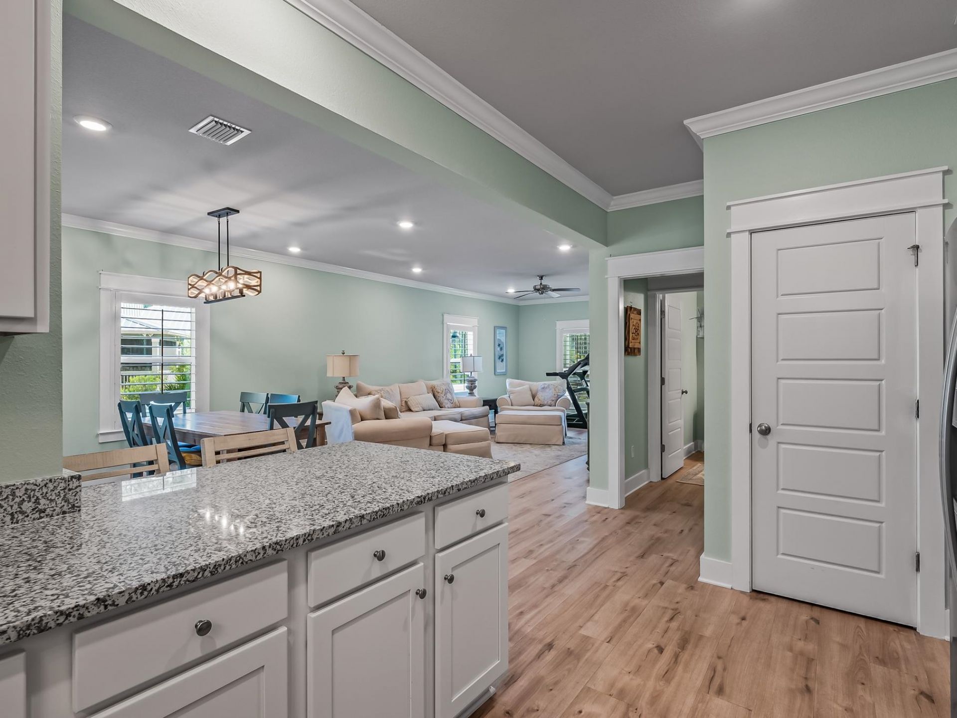 122 Treehouse Circle, Saint Teresa, FL 32358 Photo