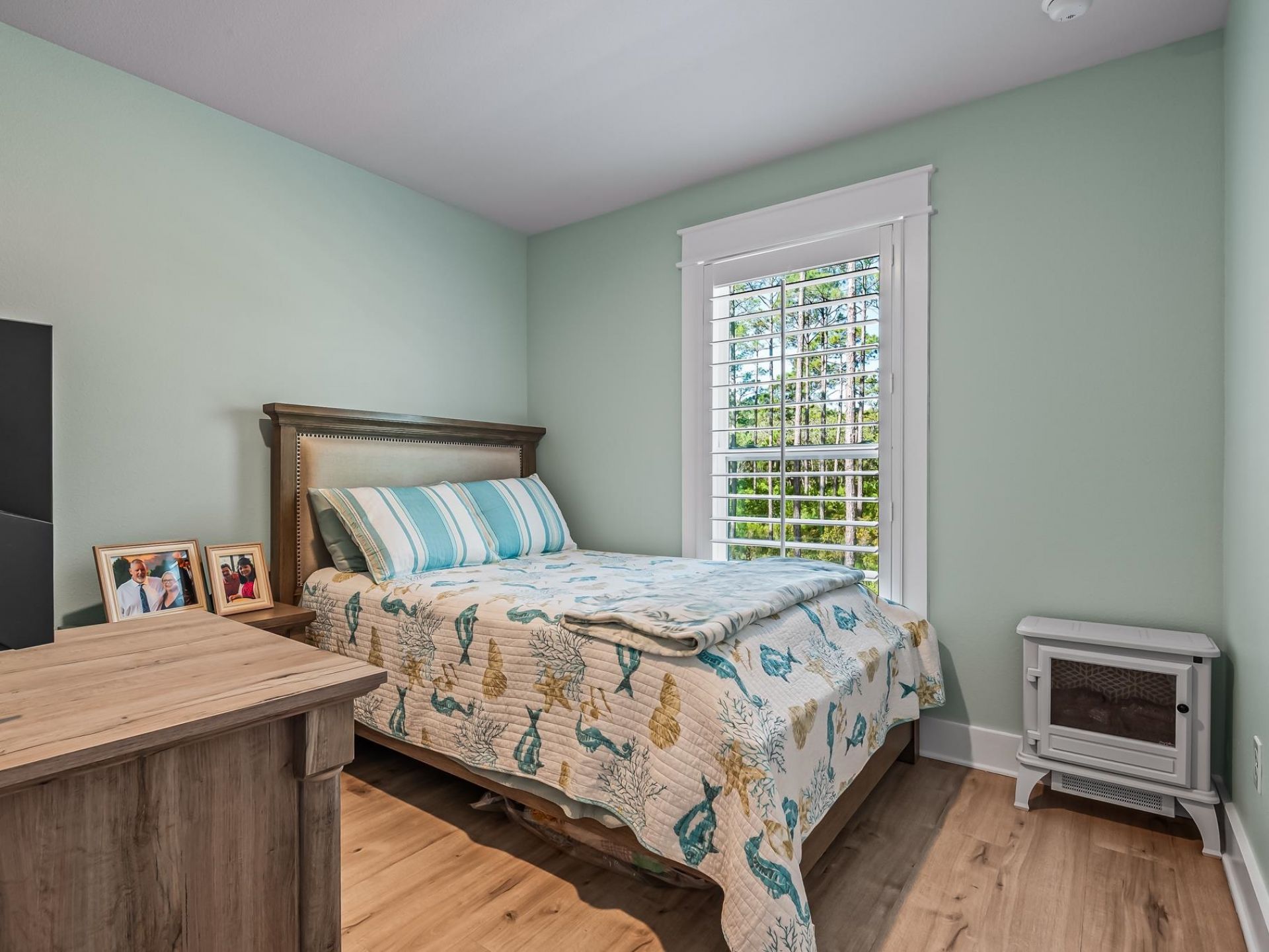 122 Treehouse Circle, Saint Teresa, FL 32358 Photo