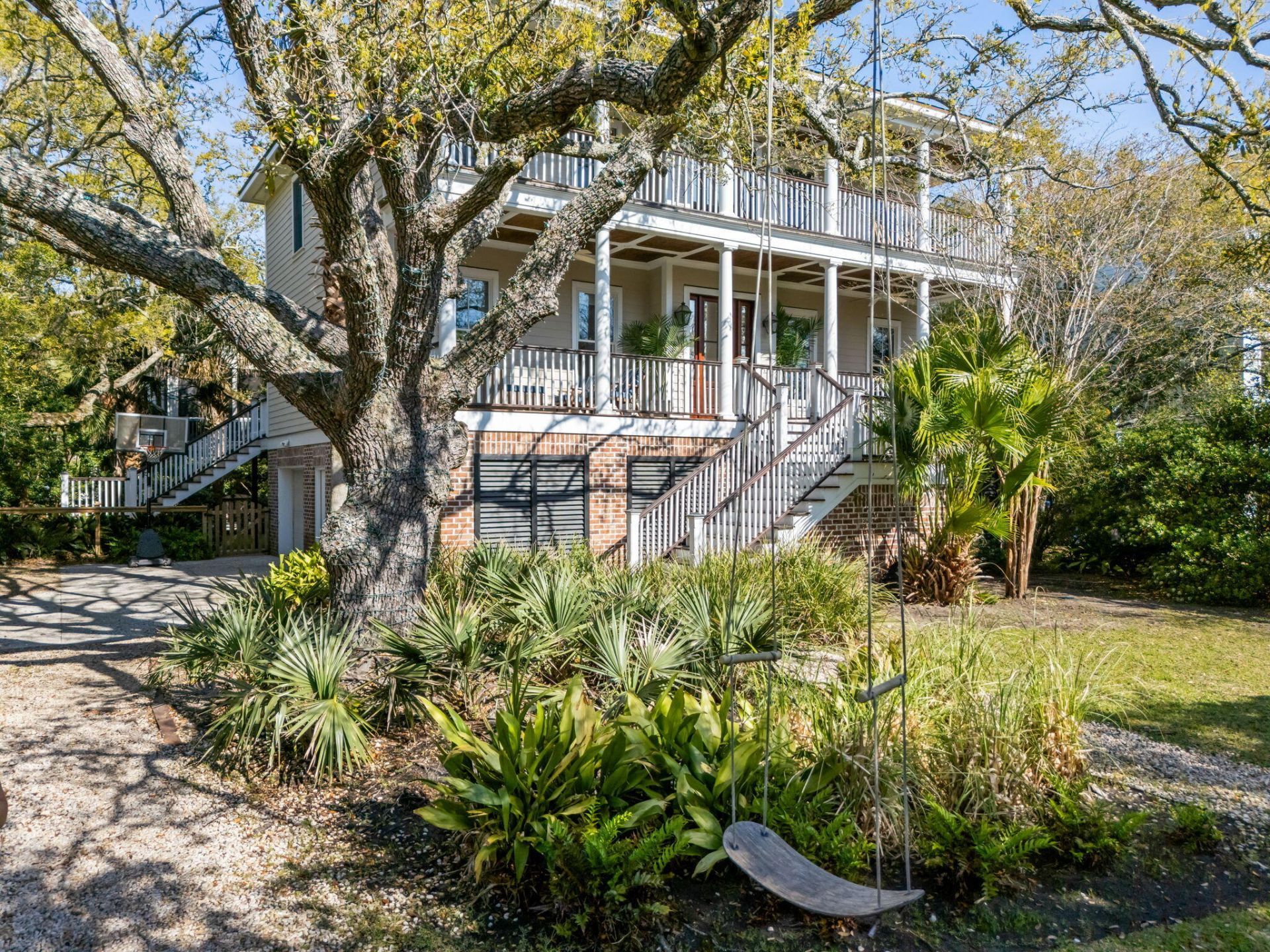 7 William Street Photo 37