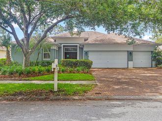 8739 ASHWORTH DRIVE Tampa, FL 33647