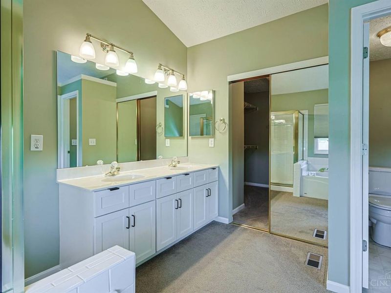 3886 Arbor Green Drive, Union Twp, OH 45255 Photo 26