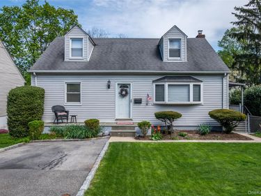 53 Lawrence Place , New Rochelle, NY 10801