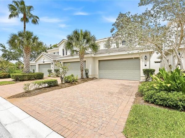 9243 Tesoro LN, Unit 2, NAPLES, FL 34114
