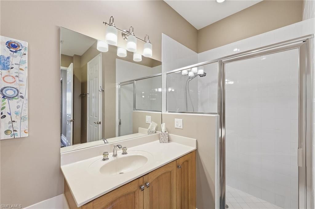 9243 Tesoro Ln, Unit 2, Naples, FL 34114 Photo