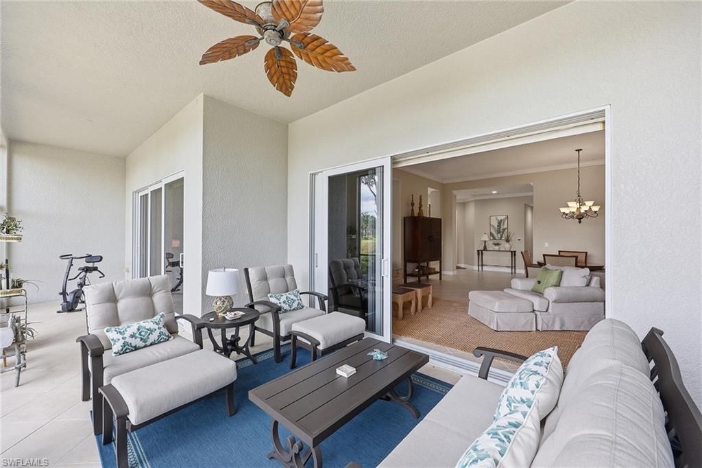 9243 Tesoro Ln, Unit 2, Naples, FL 34114 Photo