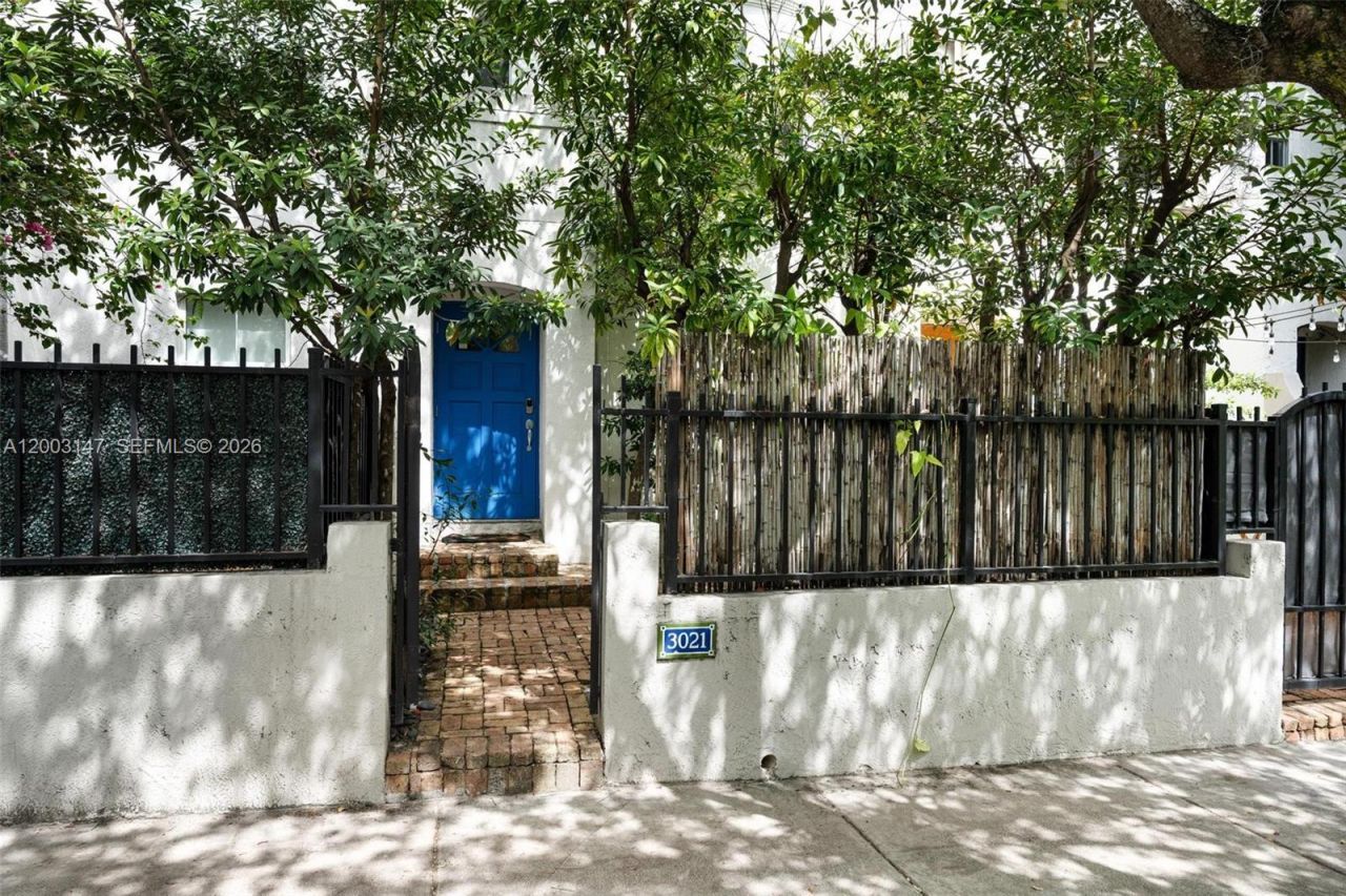 3021 Virginia St, Unit 11, Miami, FL 33133 Photo