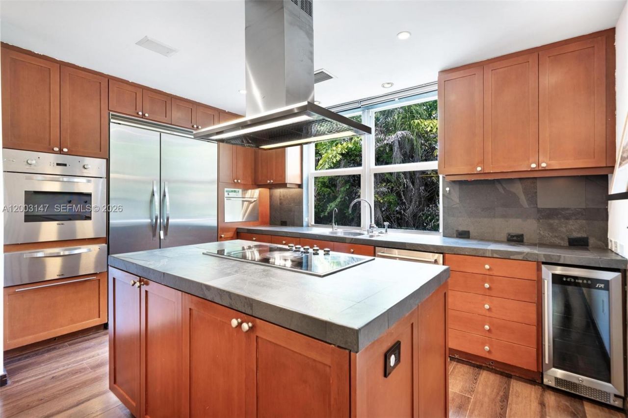 3021 Virginia St, Unit 11, Miami, FL 33133 Photo