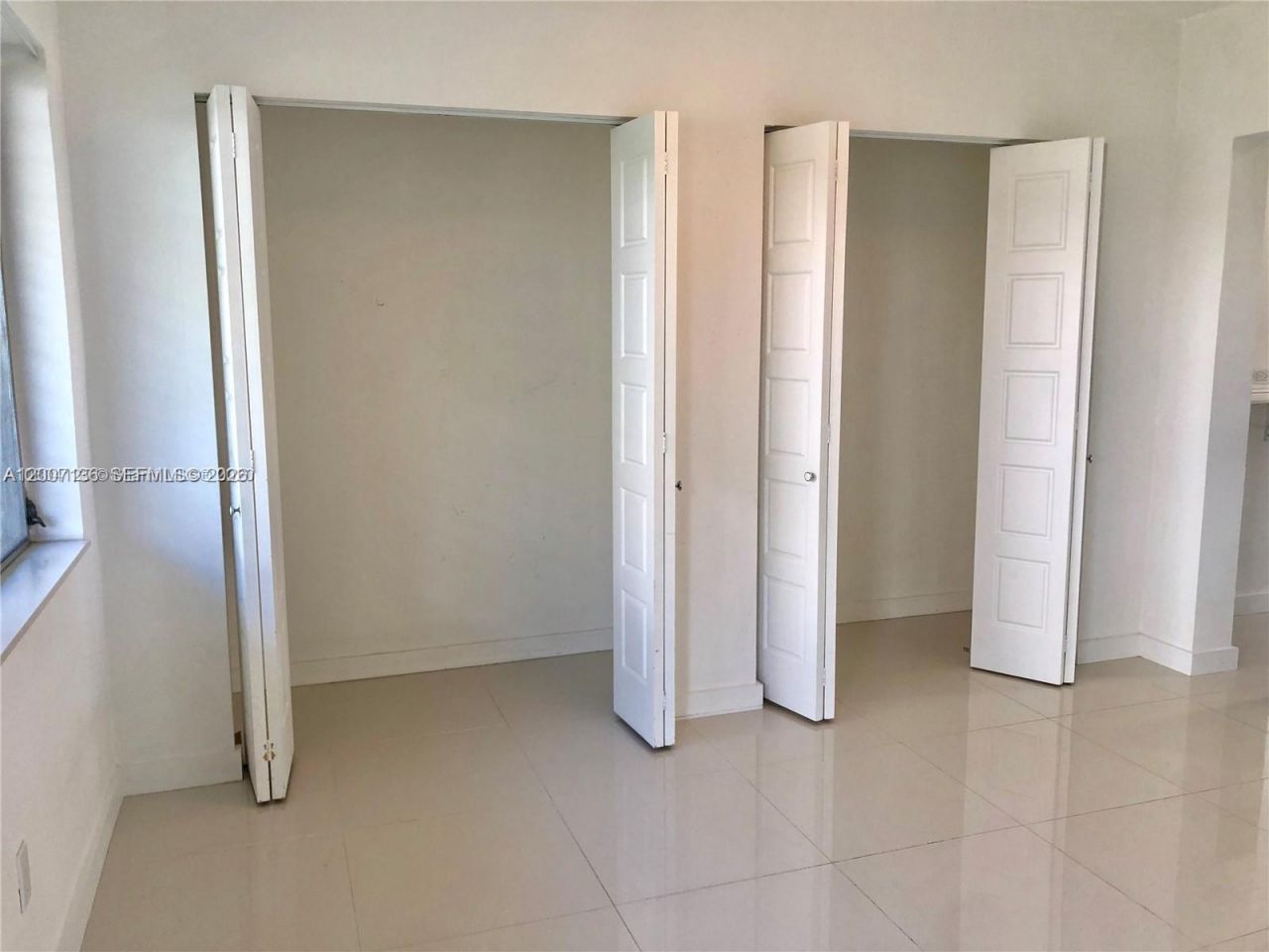 2250 Bay Dr, Unit 8, Miami Beach, FL 33141 Photo