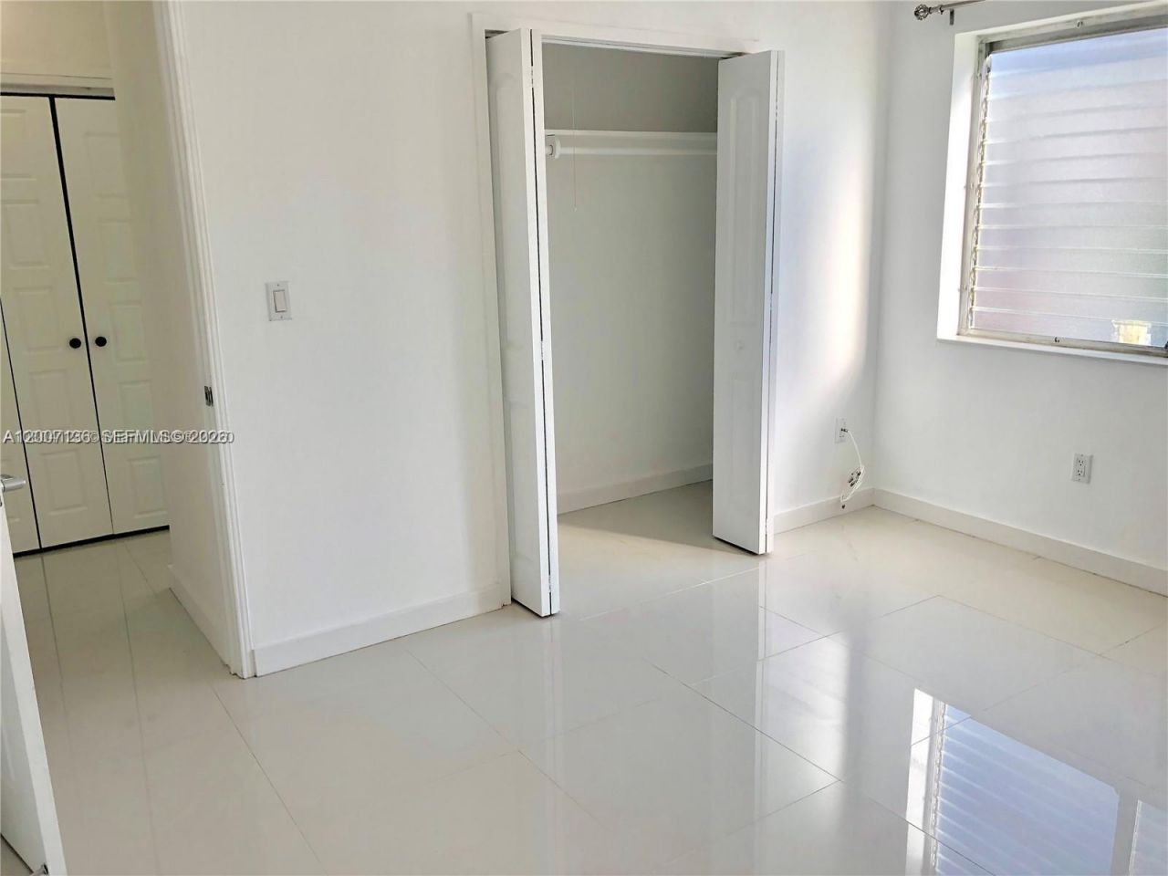 2250 Bay Dr, Unit 8, Miami Beach, FL 33141 Photo
