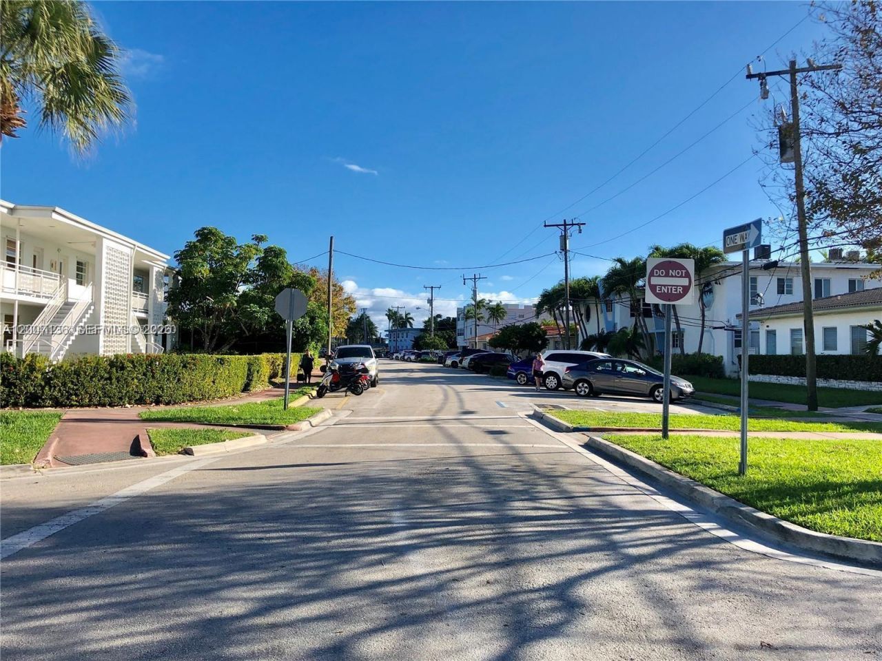 2250 Bay Dr, Unit 8, Miami Beach, FL 33141 Photo