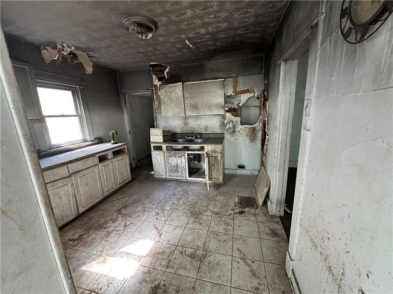 2006 Eastview Avenue, Dayton, OH 45405 Photo 11