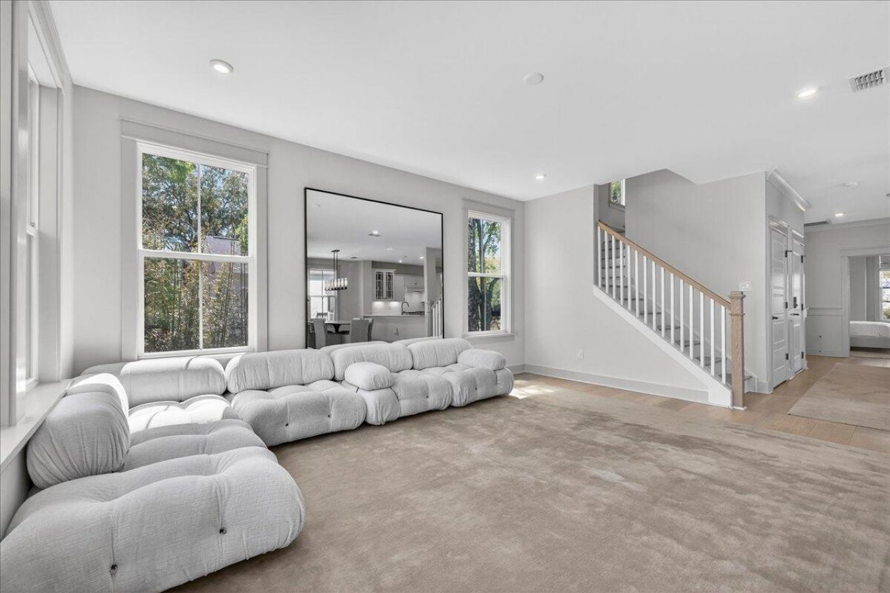 1506 N Lakeshore Drive Photo 16