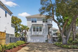 1506 N Lakeshore Drive photo 4