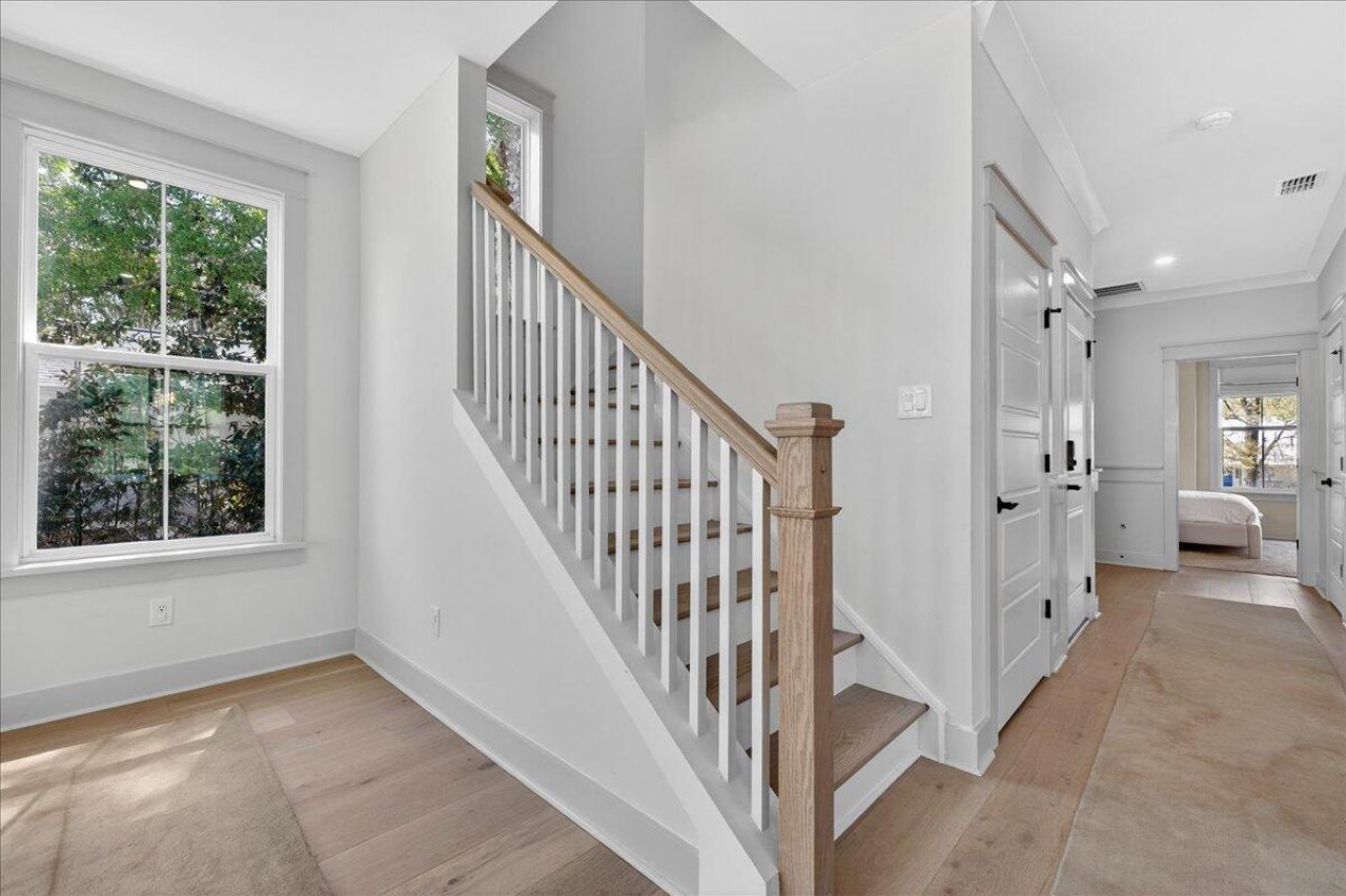 1506 N Lakeshore Drive Photo 23