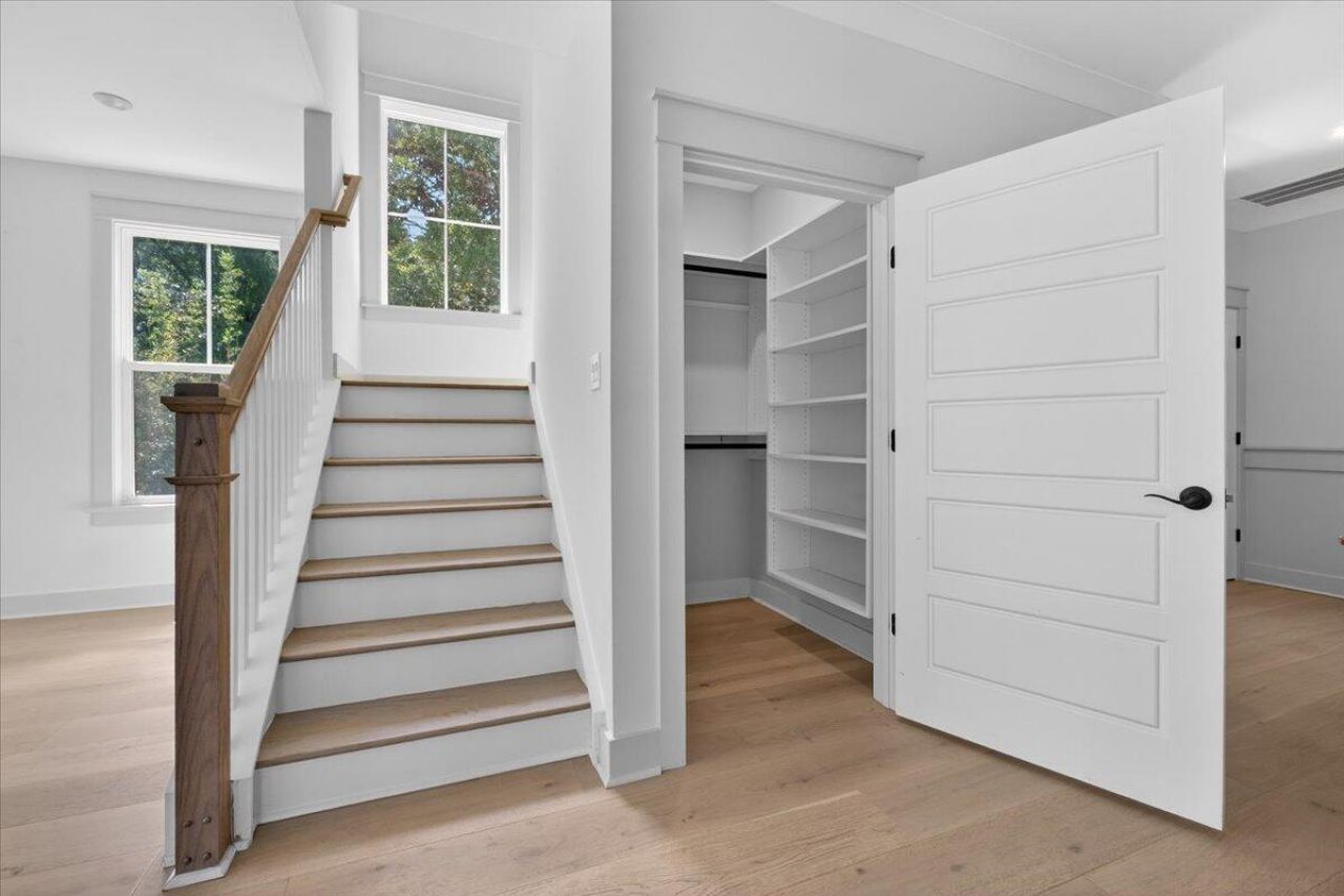 1506 N Lakeshore Drive Photo 24