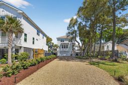 1506 N Lakeshore Drive photo 4