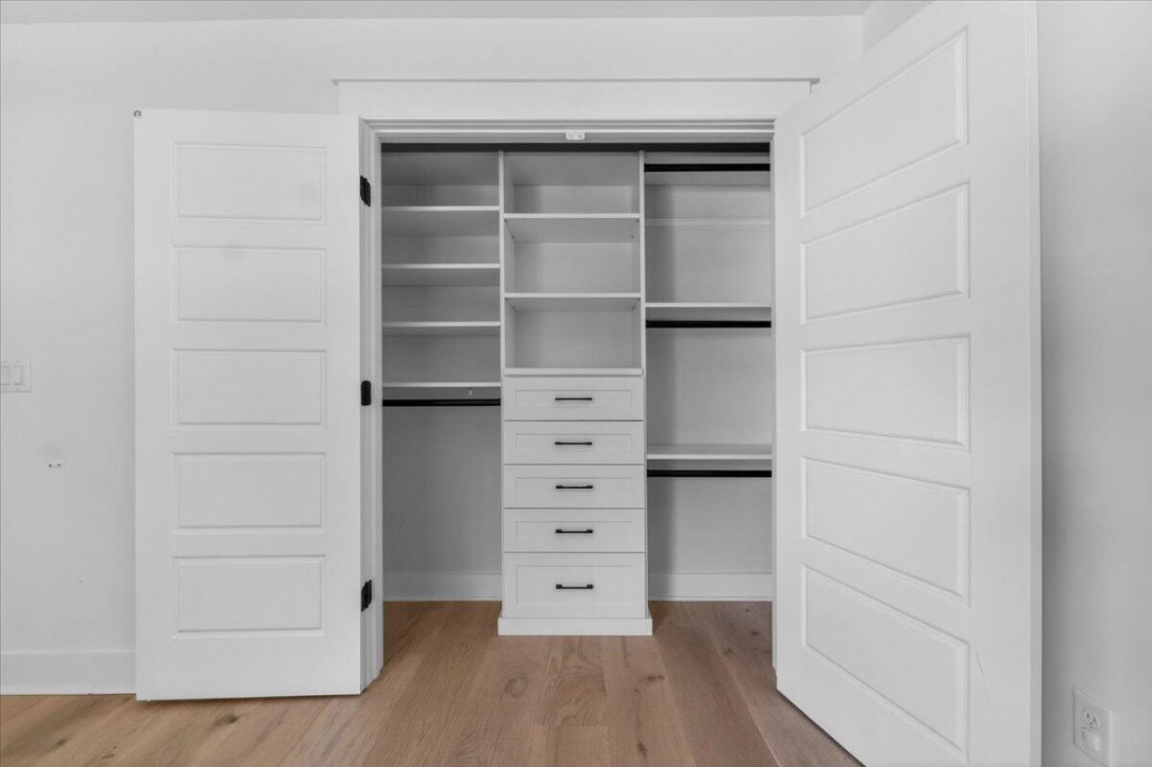 1506 N Lakeshore Drive Photo 37