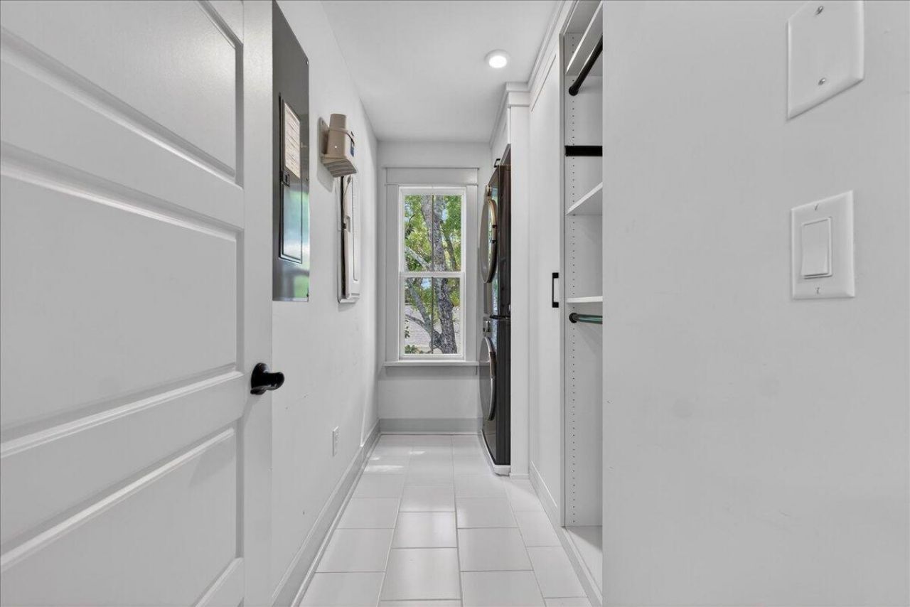 1506 N Lakeshore Drive Photo 41