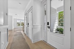 1506 N Lakeshore Drive photo 4