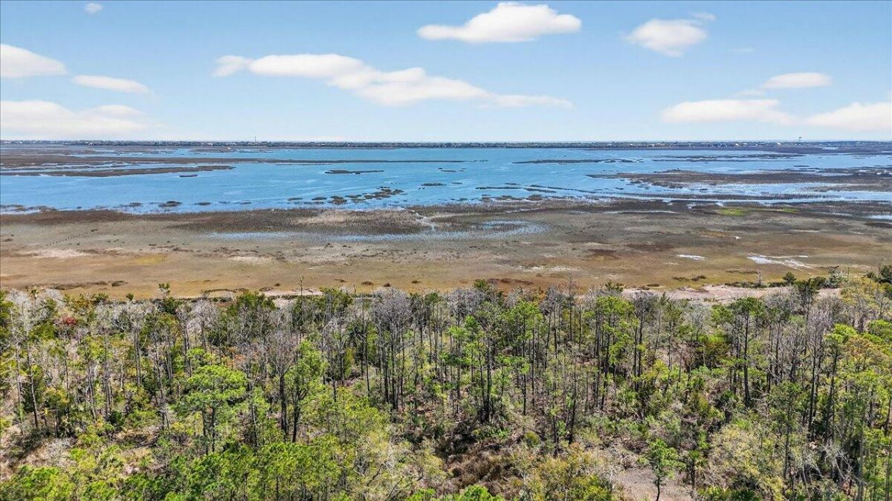 1506 N Lakeshore Drive Photo 61